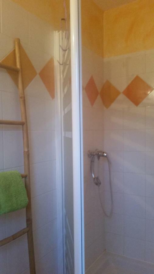 Bienvenue Apartment Le Revest-le-Eaux Exterior photo